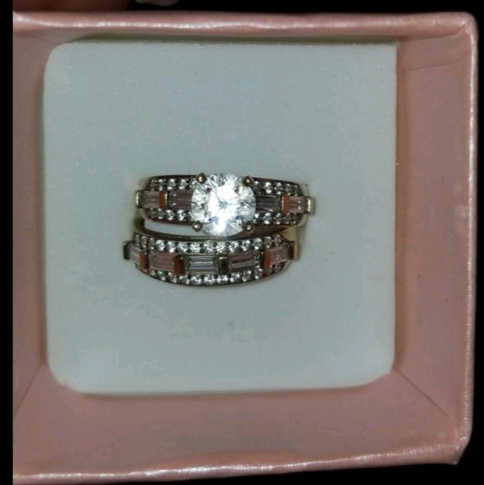 10K GOLD WEDDING RING SET